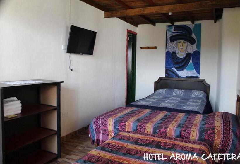 Четырехместный Номер Стандарт Вид на Сад, Aroma Cafetera