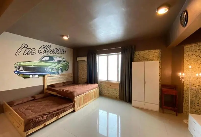 Premium Suite, Antz Village Resources