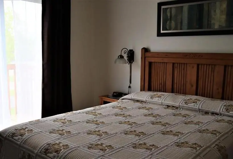 バルコニー付きスタンダードルーム, Auberge Du Lac Malcom
