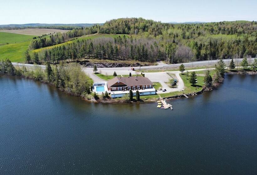 4인용 스탠다드 룸, Auberge Du Lac Malcom