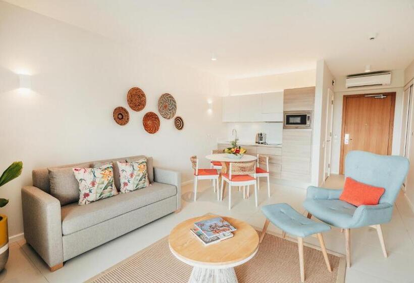 1 Bedroom Penthouse Apartment, Domaine De Grand Baie