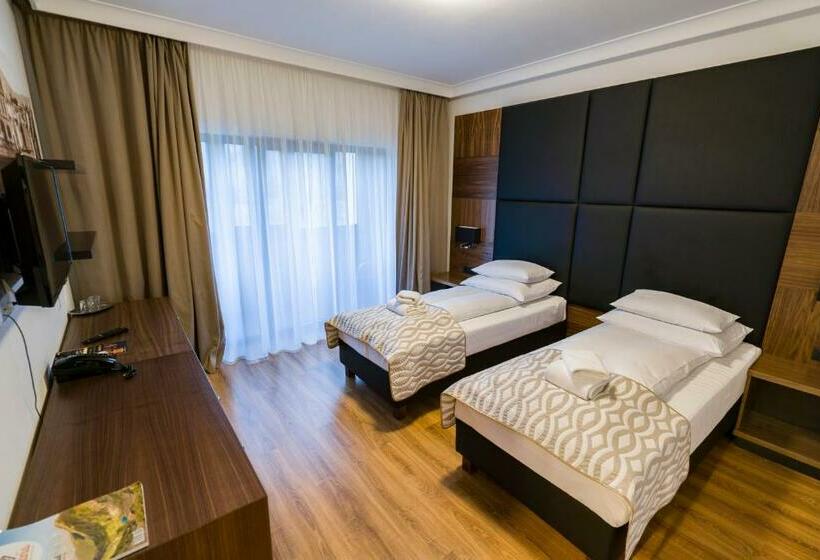 Номер Стандарт с Балконом, Mirage Resort & Spa