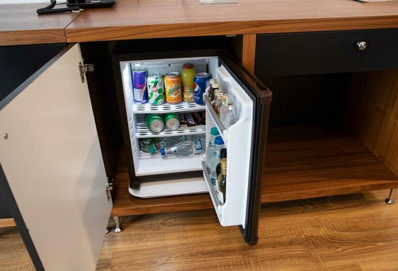 Номер Стандарт с Балконом, Mirage Resort & Spa