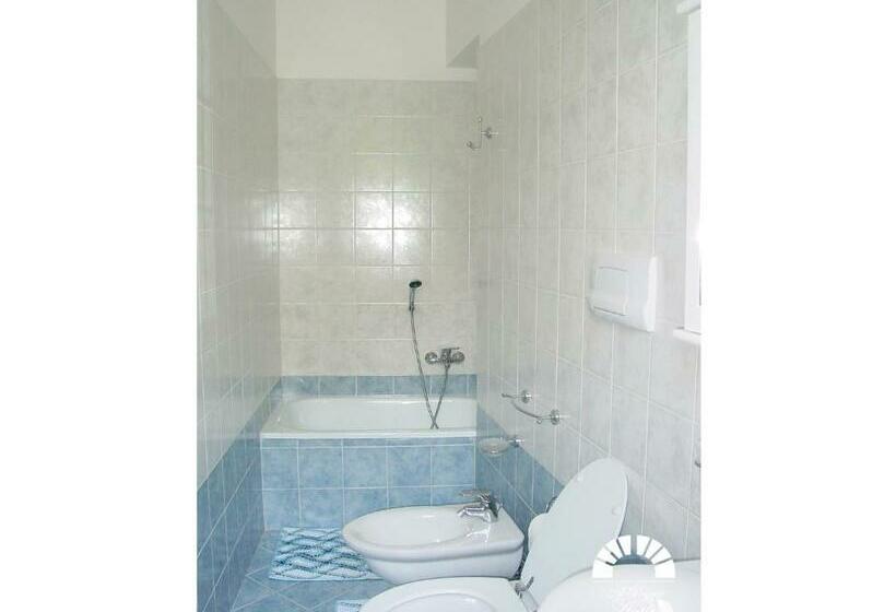 Apartamento 1 Dormitório Vista Mar, Al Poggio Antico