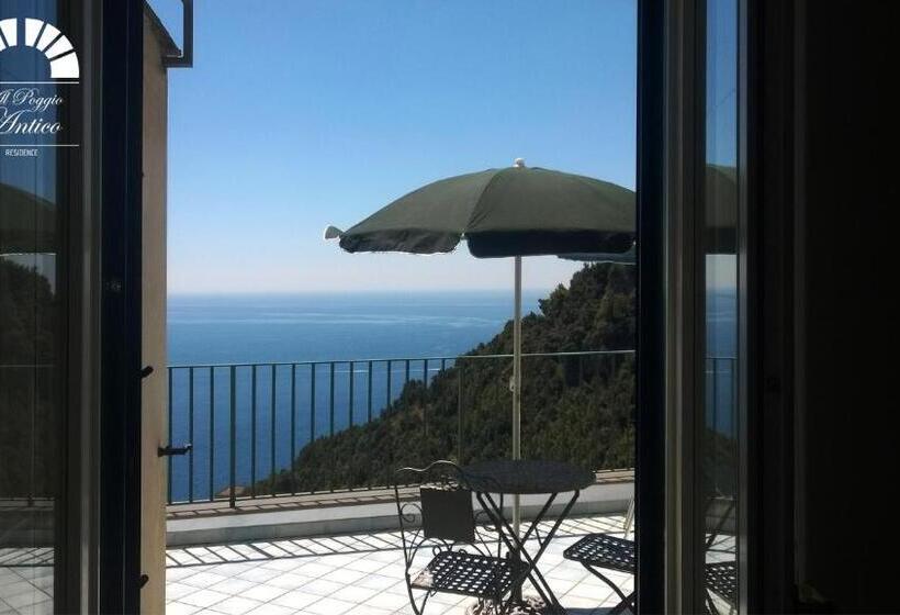 Apartamento 1 Dormitório com Sacada, Al Poggio Antico