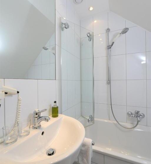 Номер Basic, Dermuth Hotels – Parkvilla Wörth