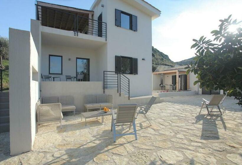 شقة غرفة واحدة, Agriturismo Casebianche