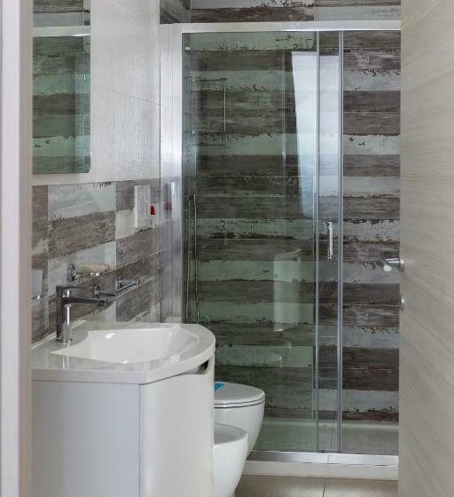 اتاق استاندارد چهار تخته, Paloma B&b