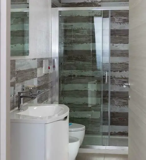 اتاق استاندارد چهار تخته, Paloma B&b
