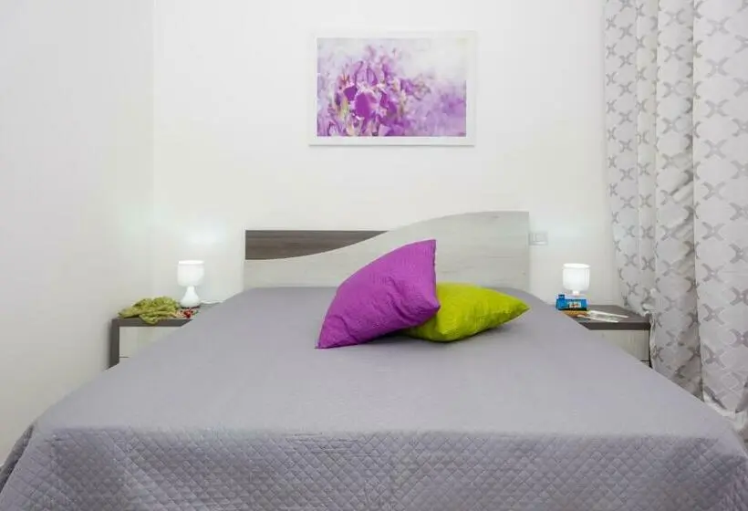 اتاق استاندارد, Paloma B&b