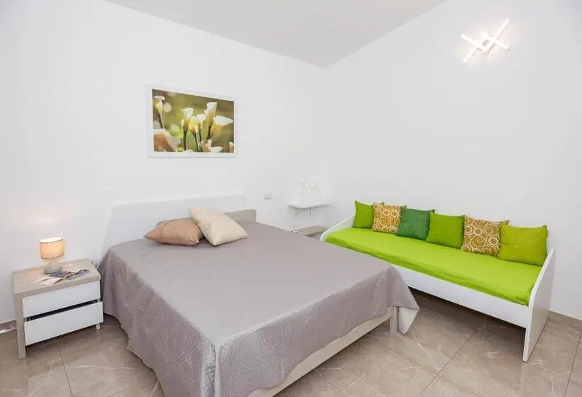 آپارتمان 1 خوابه با چشم‌انداز باغ, Paloma B&b