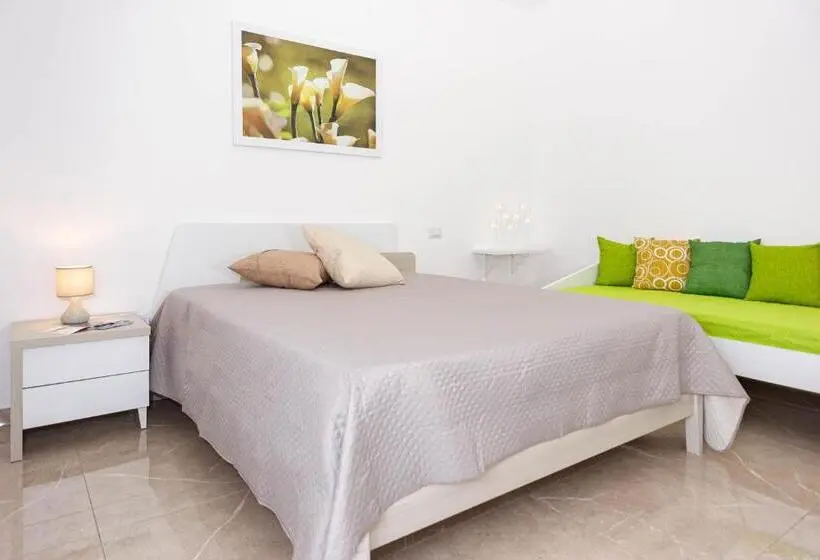آپارتمان 1 خوابه با چشم‌انداز باغ, Paloma B&b