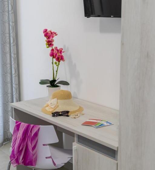 اتاق استاندارد چهار تخته, Paloma B&b