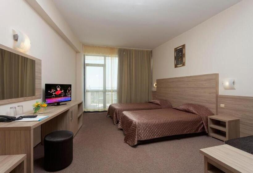 Номер Стандард Боковой Вид на Море с Балконом, Elena Hotel And Wellness   All Inclusive