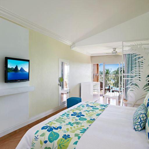 Premium Family Room, Coconut Bay Beach Resort & Spa All Inclusive