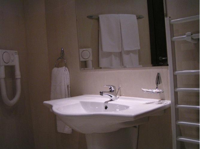 스탠다드 룸, Dafovska