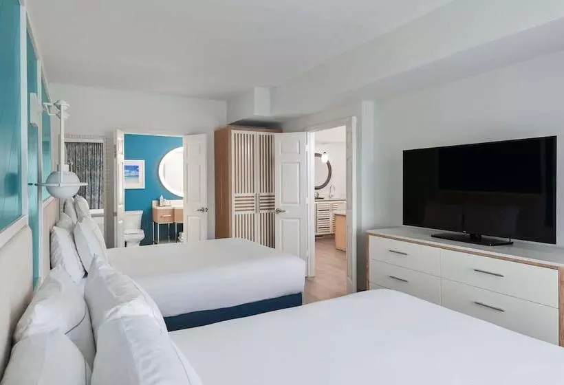 سوئیت با چشم‌انداز, Doubletree Suites By Hilton Naples