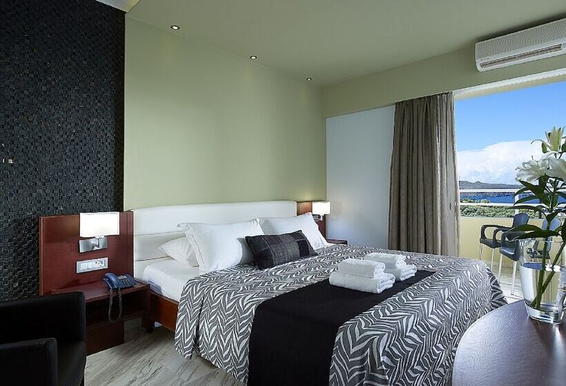 オーシャンビュースーペリアールーム, Eleftheria