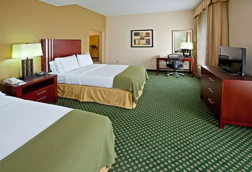 ２ダブルベッドのスタンダードルーム, Holiday Inn Express & Suites Indianapolis   East, An Ihg
