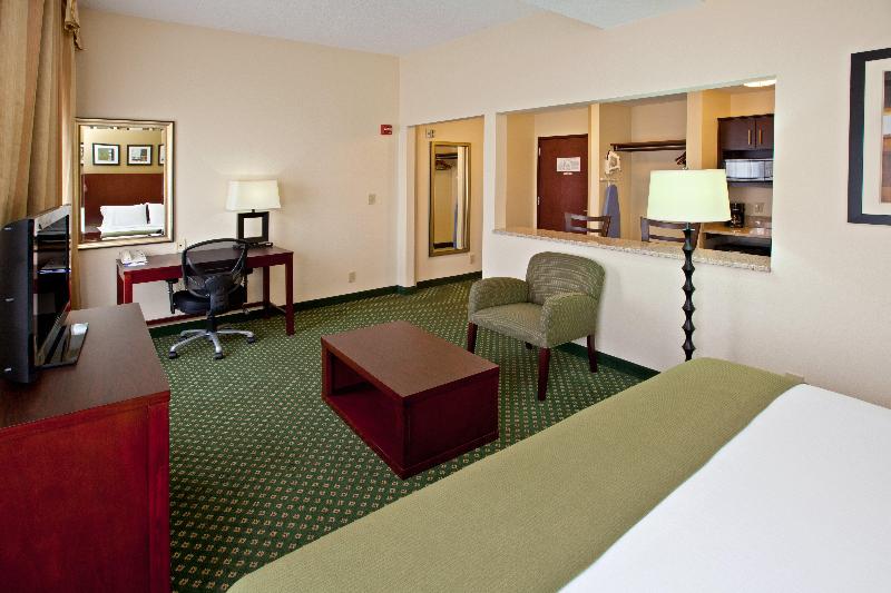 غرفة قياسية سرير كينج, Holiday Inn Express & Suites Indianapolis   East, An Ihg