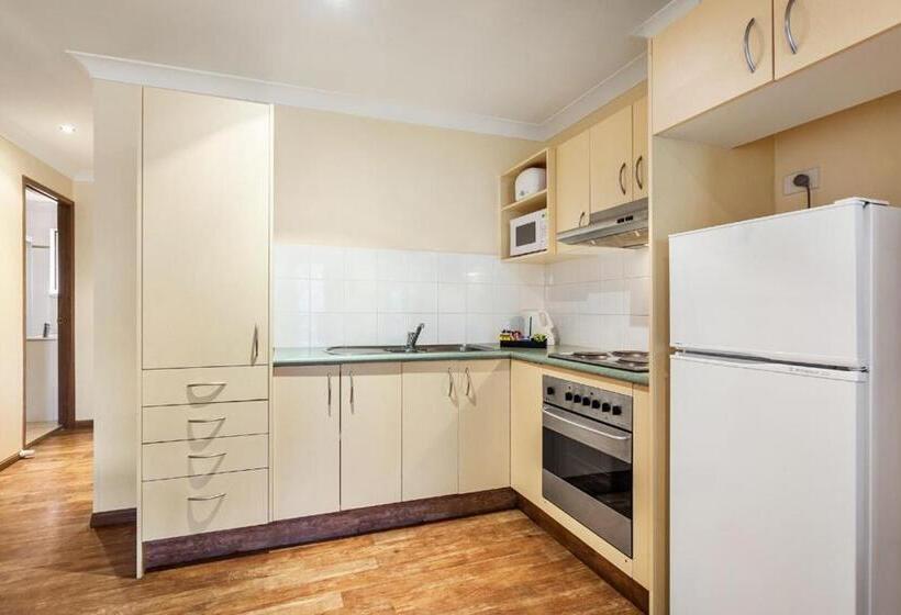 침실 2개 아파트, Quest Ascot