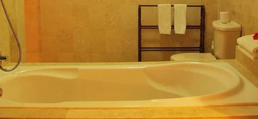 ガーデンビューデラックスルーム, Sahadewa Resort & Spa