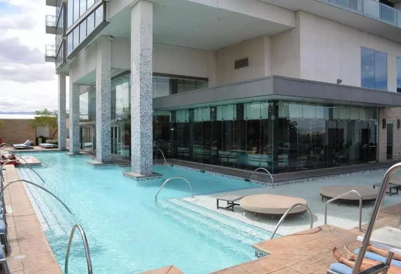 ２ベッドルームアパートメント, Stripviewsuites Two Bedroom Conjoined Suite At Palms Place