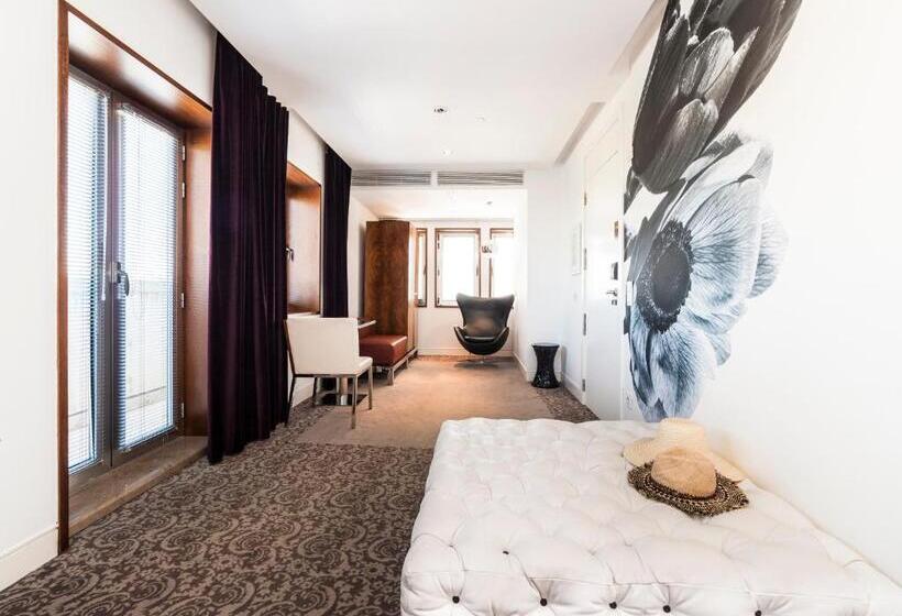 수피리어 룸, Palacio Avenida