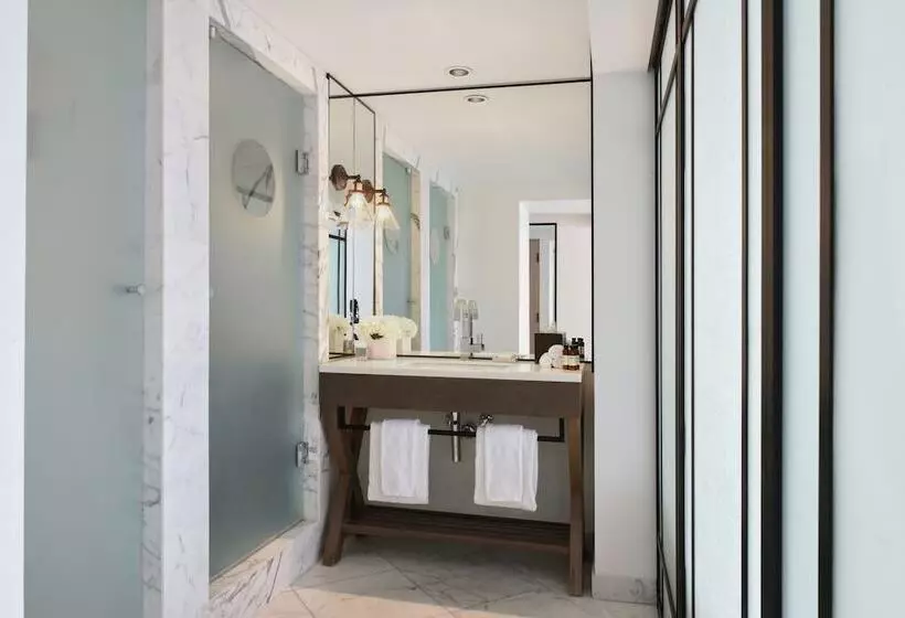 اتاق استاندارد با تخت دوبل, Victor South Beach