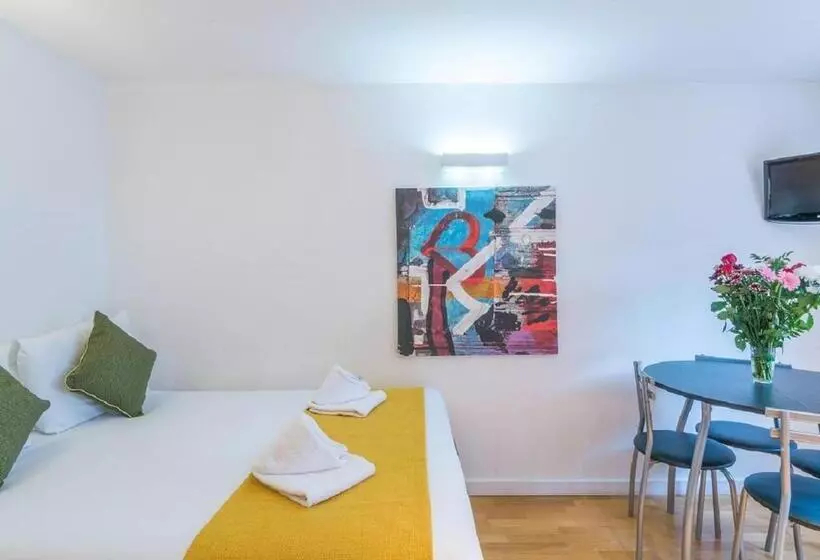 家族用アパートメント, Hyde Park Executive Apartments