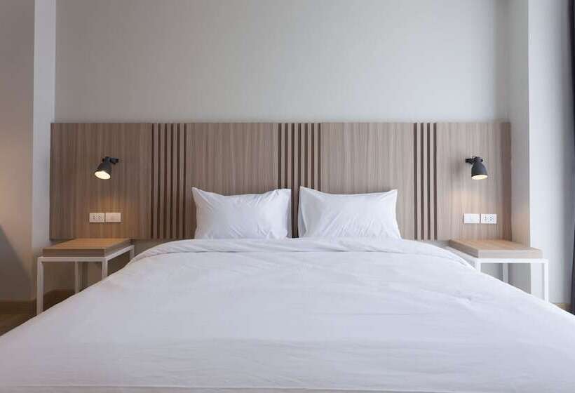 Номер Стандарт, อีซี่โฮเทล 2