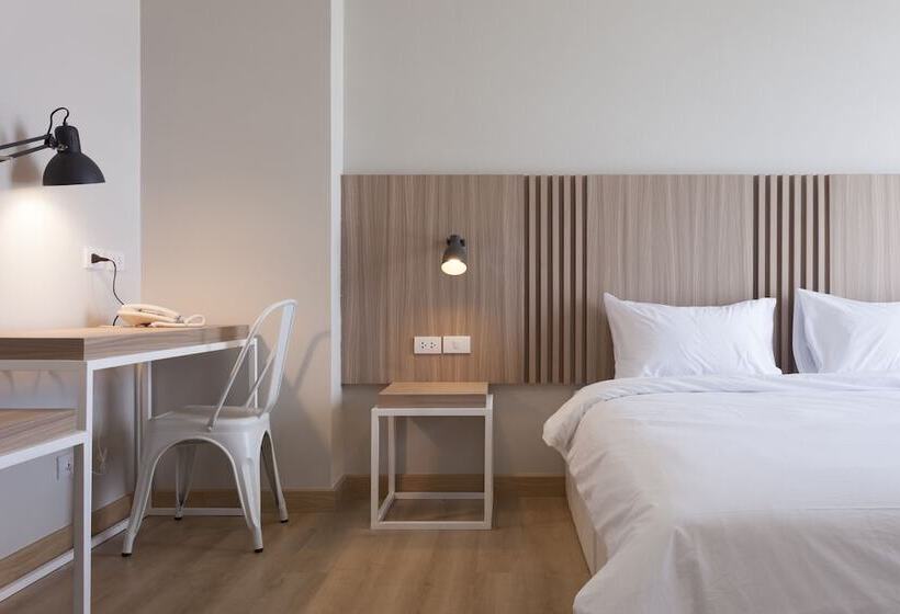 Номер Стандарт, อีซี่โฮเทล 2