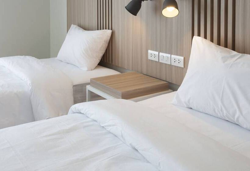 Номер Стандарт, อีซี่โฮเทล 2