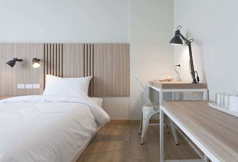 Номер Стандарт, อีซี่โฮเทล 2