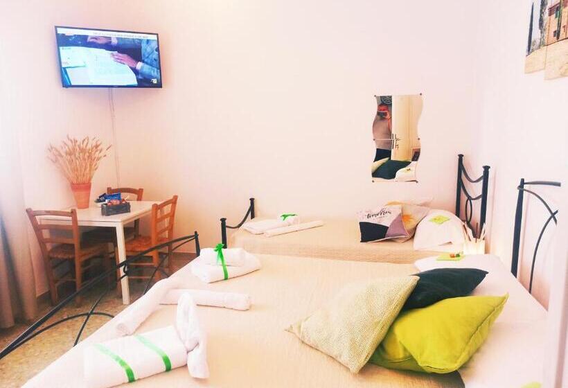 Standardzimmer Geteiltes Bad, Luce