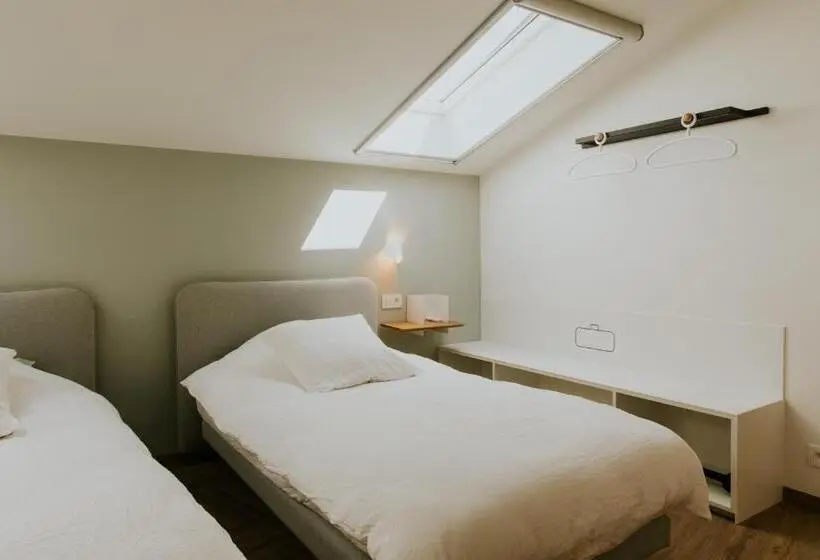 Chambre Standard, Jerom