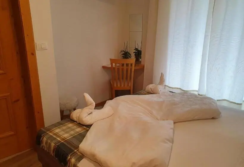 Basic-huone, Pension Lärchenhof