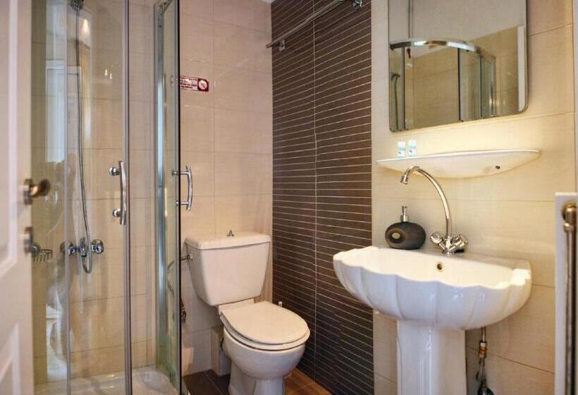 إستوديو قياسى, Gera Bay Studios And Apartments