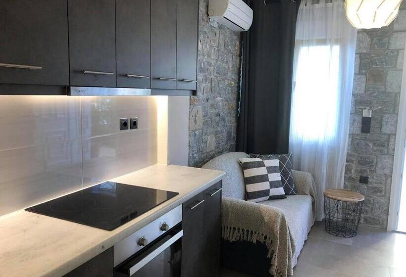 Апартаменты 1 Спальня Нижний Этаж, Gera Bay Studios And Apartments