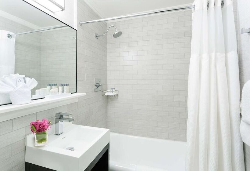 스위트, Hilton Boston Park Plaza