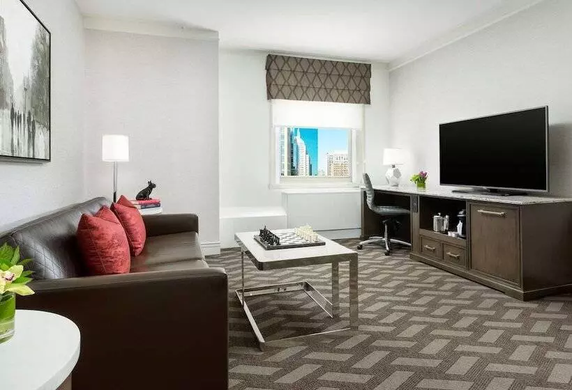 سوییت, Hilton Boston Park Plaza