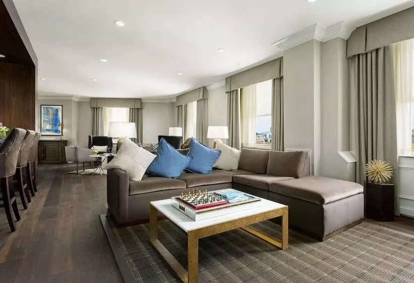 سوئیت پرزیدنت, Hilton Boston Park Plaza