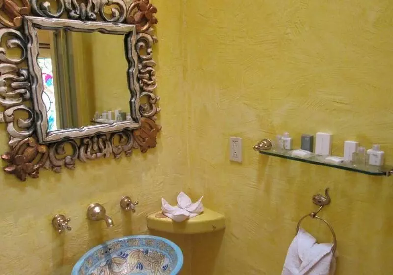اتاق استاندارد با تخت بزرگ, Casa Magica