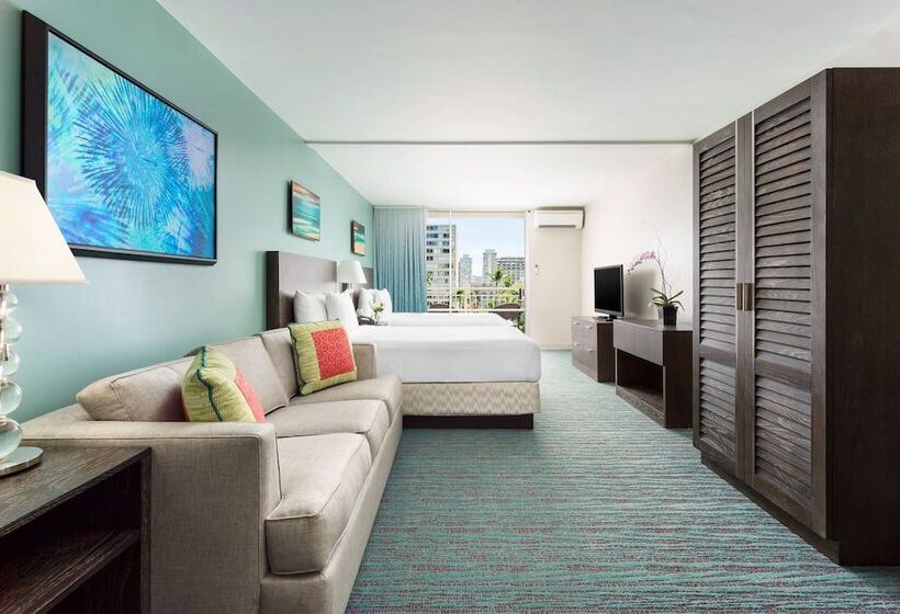 小型套房带阳台, Courtyard By Marriott Waikiki Beach