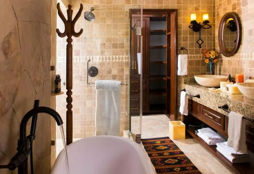 スリーベッドルーム ヴィラ, Hacienda Encantada Resort & Residences