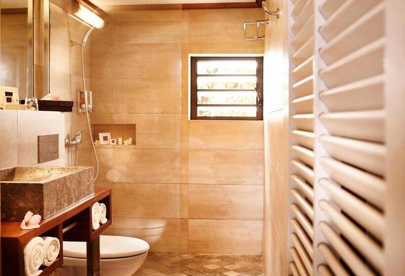 بانگلوی استاندارد, Iloha Seaview