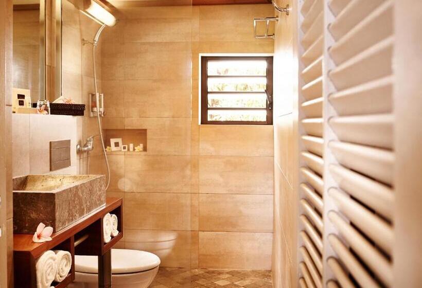 بنگله خانوادگی, Iloha Seaview