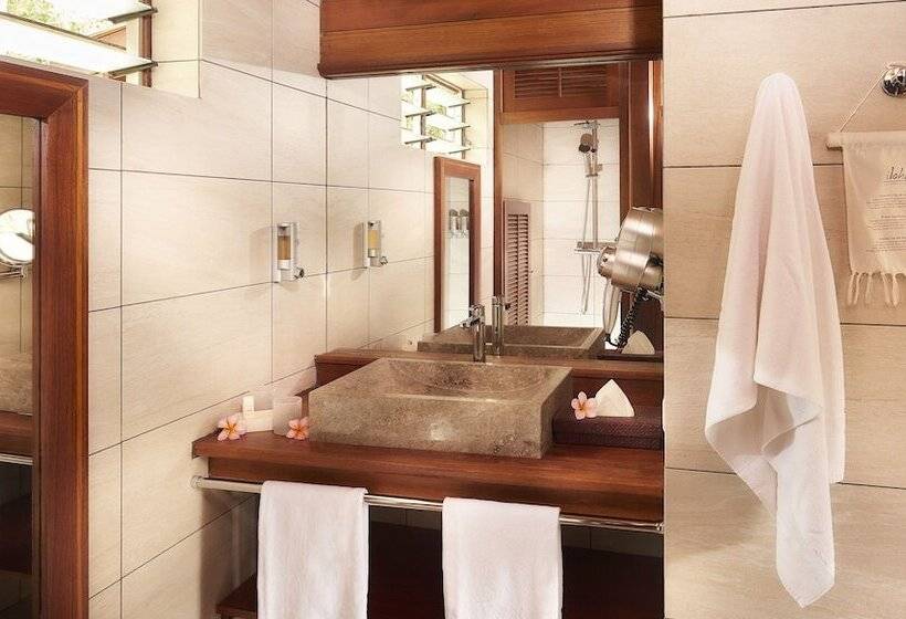 بانگلوی استاندارد, Iloha Seaview