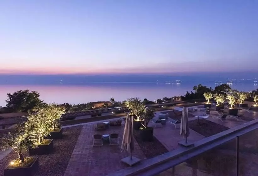 اتاق استاندارد با چشم‌انداز, Kempinski Hotel Ishtar Dead Sea