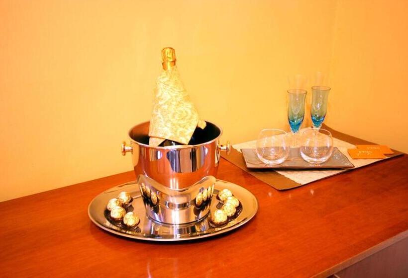 اتاق استاندارد, La Luna Guest House